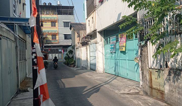 Dijual rumah siap huni 2 lantai dekat sekolahan di jalan keadilan 1