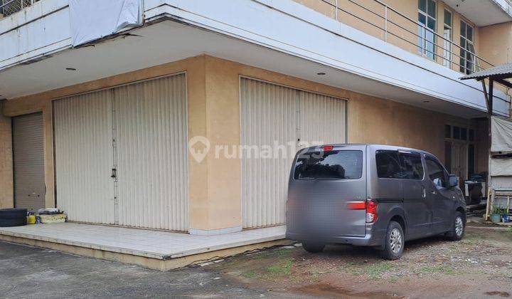 Ruang Usaha Toko Bangunan 1