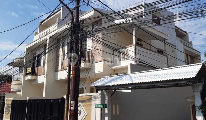 Dijual Rumah 2 Lantai Angsana Raya Duri Kepa Jakarta Barat
