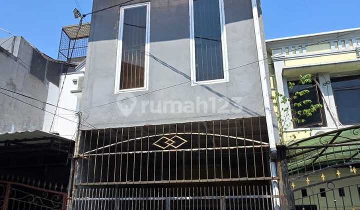 Dijual Rumah 3 Lantai Permata Taman Palem Cengkareng Jakarta Barat