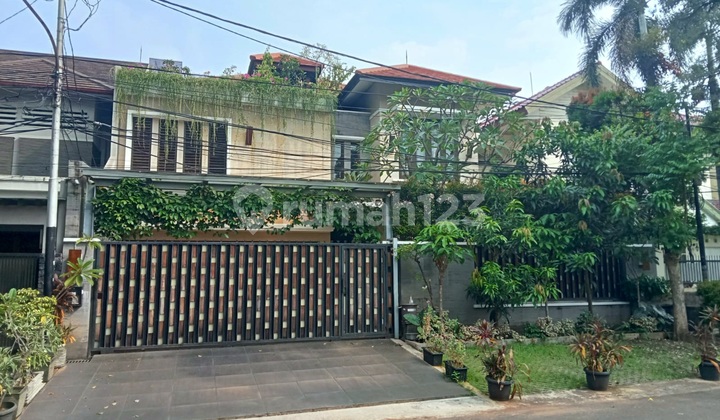 Kebayoran Baru, Dijual Murah Harga Dibawah Pasaran Rumah Mewah di Jl Cisanggiri Kebayoran Baru Jakarta Selatan