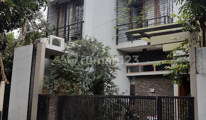 Dijual Murah Rumah Modern Dua Lantai di Kavling Dki Cipedak Jagakarsa Jakarta Selatan 2
