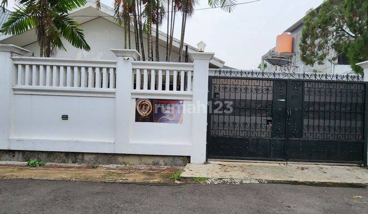 Rumah murah harga dibawah pasar di Kemang timur V 1