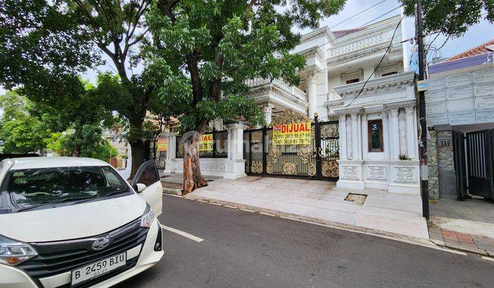 Rumah mewah dua lantai di Jl kramat VI, Kenari, Senen, Jakarta pusat 2