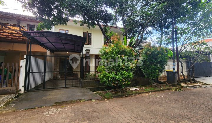 Lebak Bulus, Dijual Rumah Dua Lantai Dekat MRT Lebak Bulus, Jakarta Selatan