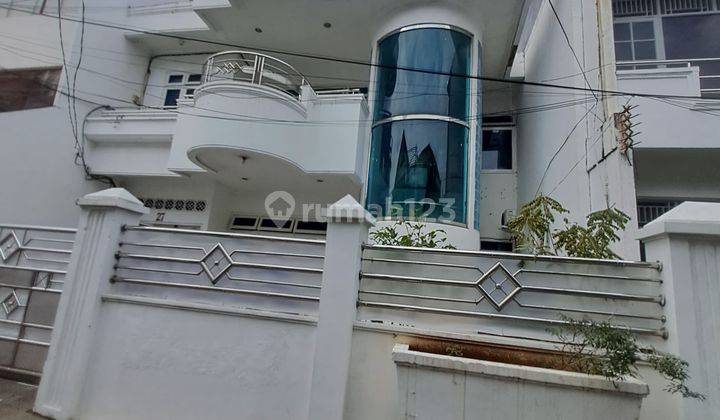 Rumah Murah Dua Lantai Di Petojo Sslatan 1