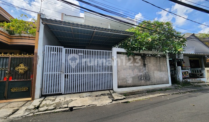 Manggarai Tebet, Dijual Murah Rumah Dua Lantai di Jl Keselamatan Manggarai, Tebet, Jakarta Selatan