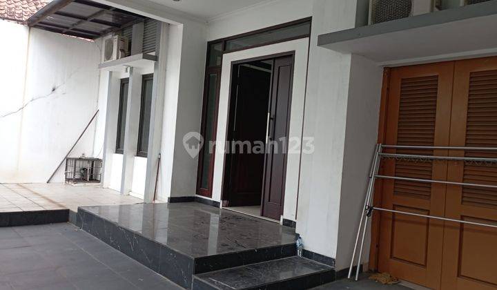 Rumah bagus,  Cideng  Jakarta Pusat nyaman  2