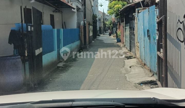 Rumah di Menceng 2 Lantai 2