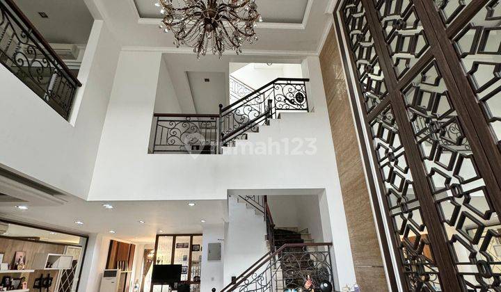 Rumah Luxury 3,5 Lantai Pik2 Jakarta Utara  2