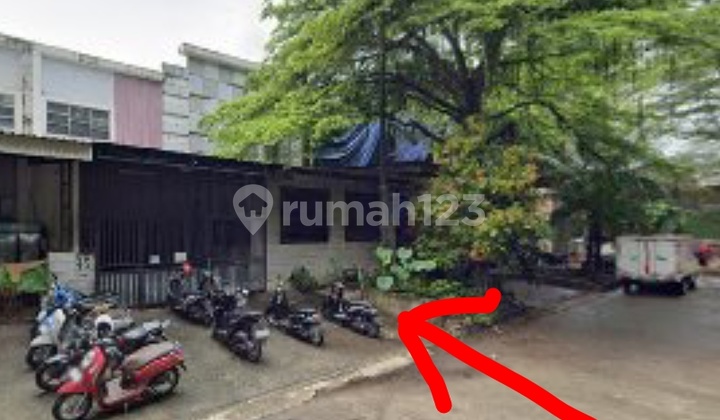 tampak depan gudang bagus siap pakai lokasi