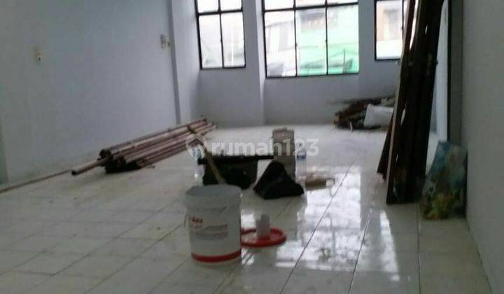 Ruko Di Pinggir Jalan Strategis di Jelambar Jakarta Barat  2