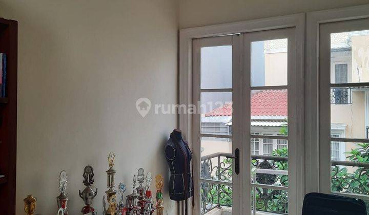 Rumah Split Level  2,5 lantai di Jantungnya Gading Serpong  2