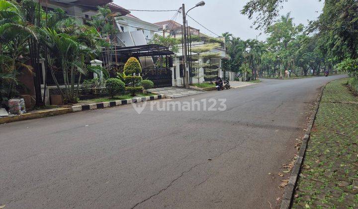 Rumah Dengan Kolam Renang Cantik di Kalimalang Jakarta Timur 2