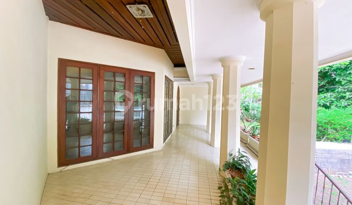 Rumah Hoek Letak Sangat Strategis di Setiabudi Jakarta Selatan 2
