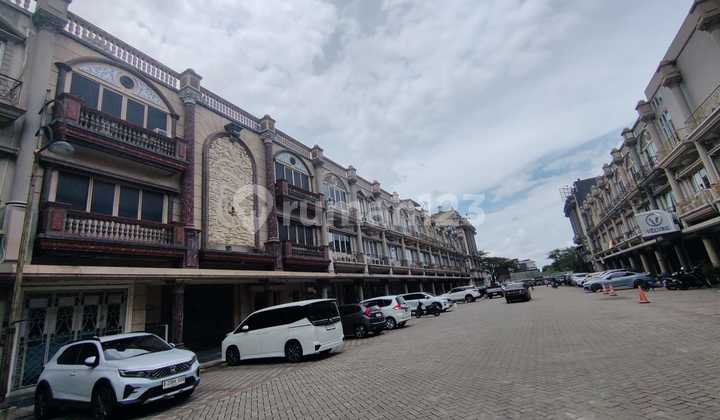 Strategic Free Parking Shop House in Alam Sutera Tangerang 2