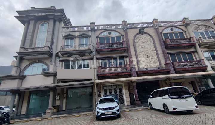 Ruko Bebas Parkir Strategis Di Alam Sutera Tangerang Ruko Bebas Parkir Strategis Di Alam Sutera Tangerang