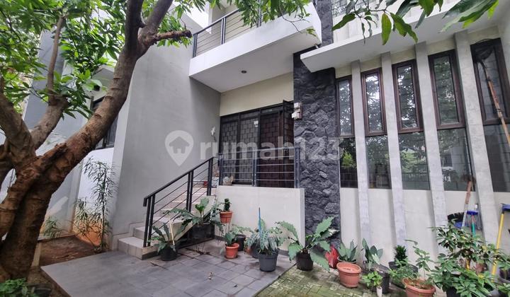 Rumah 1.5 Lantai Sangat Strategis di Duri Kepa Jakarta Barat 2