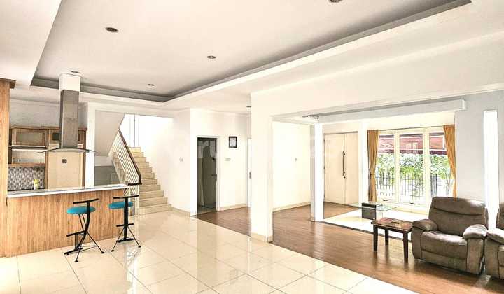 Rumah Homey DIJUAL MURAH Siap Huni di Cluster Kebayoran Bintaro Jaya LR-15120 2