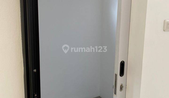 Rumah 2 Lantai Minimalis Dijual Cepat di Sektor 6 Bintaro Gb14802 2