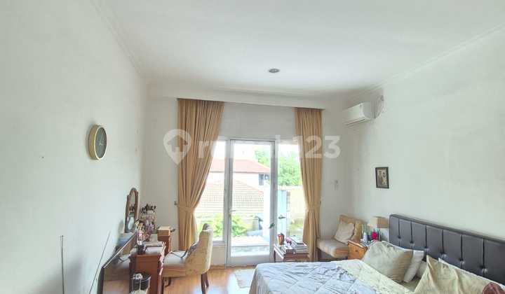 Rumah Dijual Cepat 2 Lt Halaman Luas di Pesanggrahan Bintaro AM-16062 2