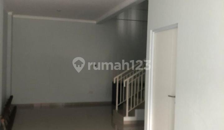 New 2-Story Minimalist 3-Bedroom House in Graha Raya Bintaro Az-17150 2