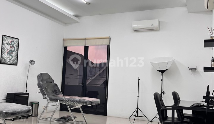 Diskon 300 Juta Rumah 2 Lantai Modern di Camar Bintaro Td-16935