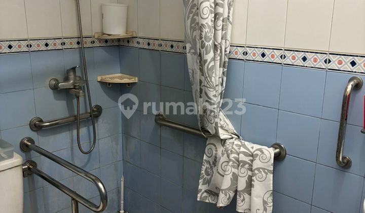 Hot Sale Rumah 1 Lantai Jalan Lebar Posisi Hook di Sektor 9 Bintaro Az-17568 2