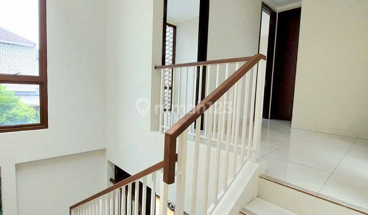 Rumah 2 Lantai Minimalis Dijual Di Discovery Bintaro Jaya Sc14903 2