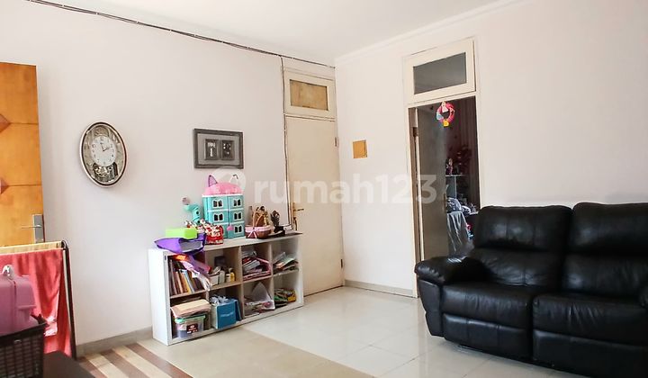 Rumah Siap Huni 2 Lantai Dijual Cepat di River Park Bintaro Jaya GB-16258 2