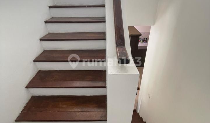 Rumah Turun Harga Kondisi Bagus Siap Huni di Emerald Bintaro Om-16242 2