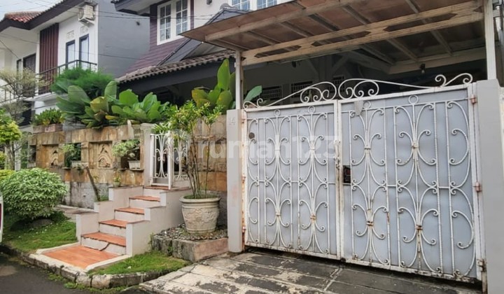 Luxury 2-Story House in Good Condition at Kucica Bintaro Jaya SC-16358