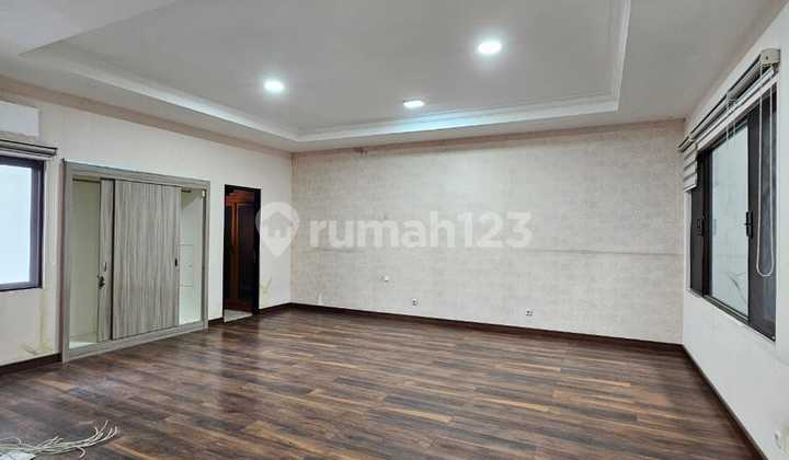 Rumah Terawat Lokasi 5 Menit menuju Tol di Menteng Bintaro Jaya RA-15486 2
