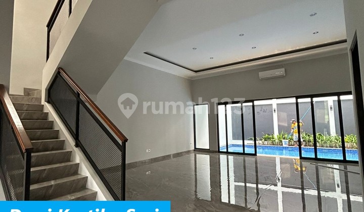 Jual Rumah Exclusive di Mertilang Sektor 9 Bintaro dengan Pool Ut-17822