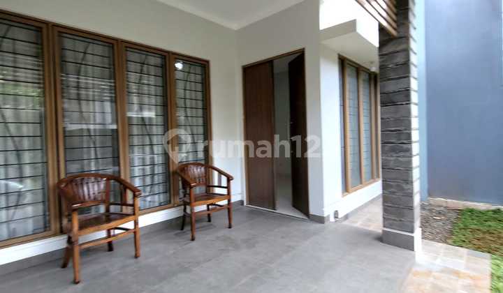 Modern 2-Story House for Immediate Sale in Emerald Cluster Bintaro Jaya GB-17370 2
