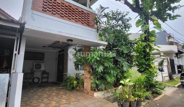 Rumah 2 Lantai Minimalis Dijual Murah di Sektor 3a Bintaro SC-16223 1