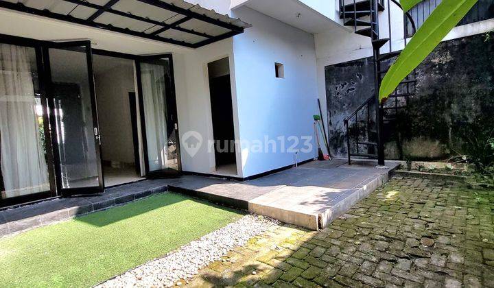 Rumah 2 Lantai Hadap Timur Minimalis di Permata Bintaro Jaya Gb 12733 2