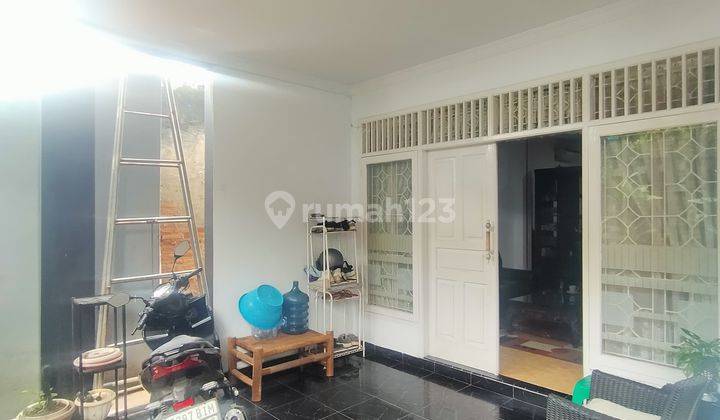 Rumah Kost 2 Lantai Masih Beroperasi Strategis Lingkungan Niaga 2