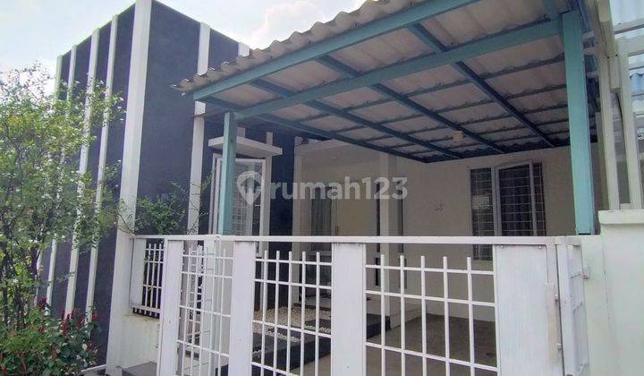 Rumah Cantik Dalam Cluster Siap Huni Dekat Transmart, Graha Raya 2