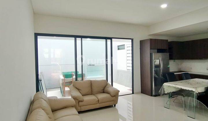 Rumah 2 Lantai Terawat Nyaman Kebayoran Infinity Bintaro Sektor 7 2