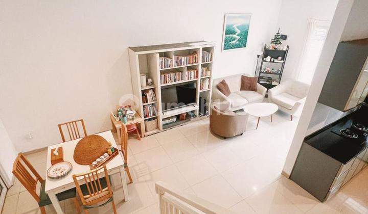 Beautiful, neat, comfortable, ready-to-occupy house in Graha Bintaro Cluster 2