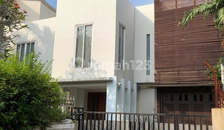 Rumah Jl Tulodong Bawah Iv Senopati Kebayoran Baru Jakarta Selatan 1