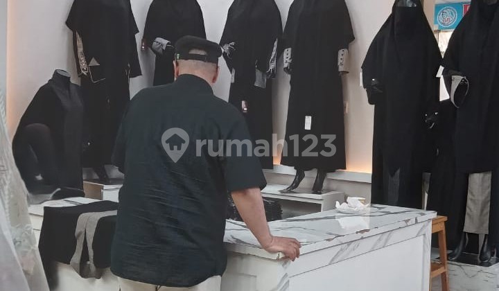 Dijual Kios Thamrin City Area Tanah Abang Dekat dengan Akses Lift