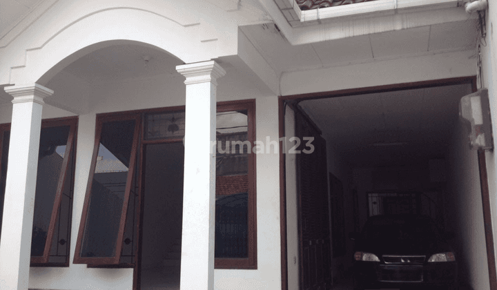 Rumah Deltasari Area Radio Dalam Di Gandaria Utara 1