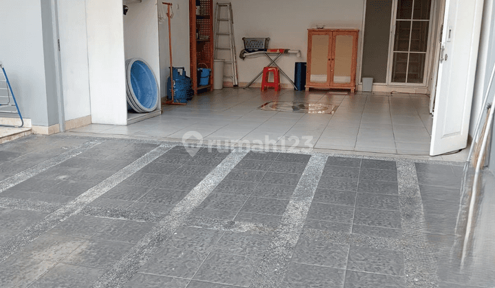 Rumah Tinggal 2 Lantai Dalam Komplek Area Pondok Indah 2