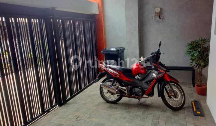 Dijual Kos-Kosan Rasa Hotel Area Elit di Pusat Perkantoran Benhil
