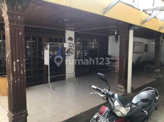 Rumah Bangunan Lama Kawasan Petukangan Utara 2