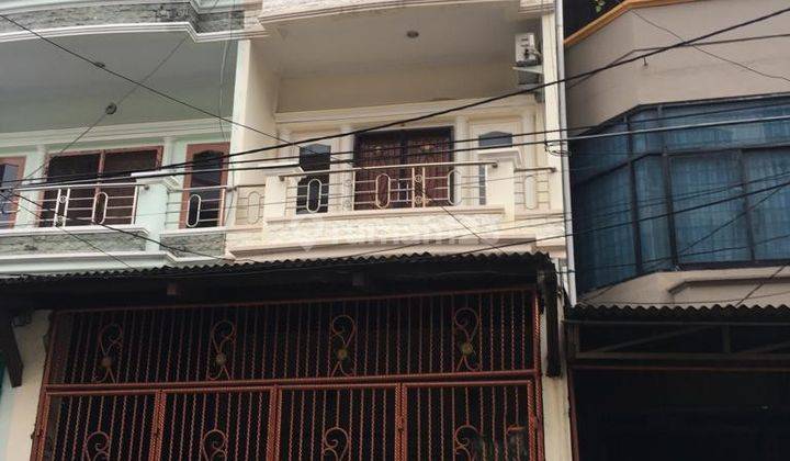 Rumah Kawasan Jelambar Selatan Turun Harga 1