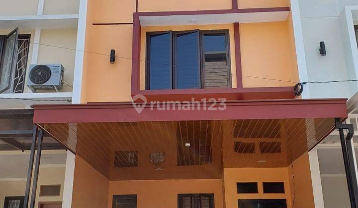  Rumah Dalam Komplek Taman Cosmos Kebon Jeruk Semi Furnished 1