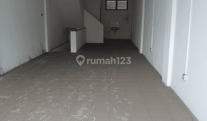 Ruko 3 Lantai Kawasan Srengseng Kembangan 2